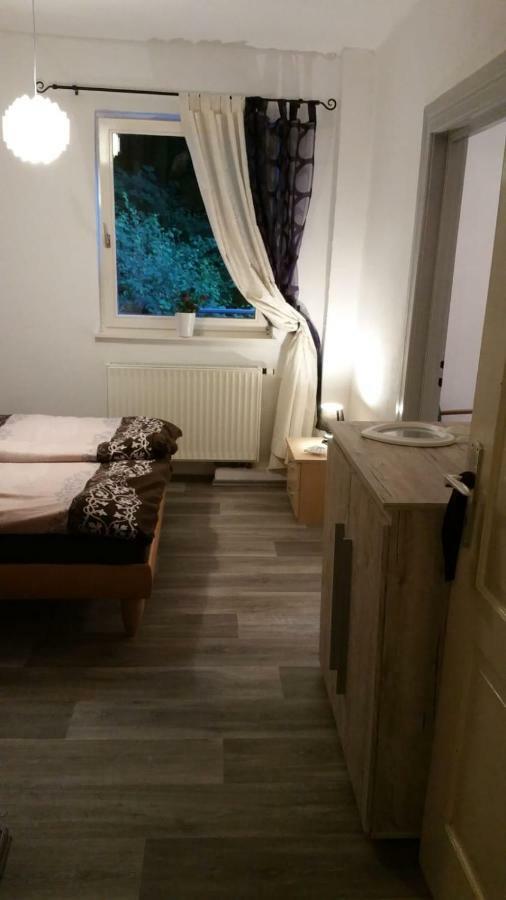 Gemuetliche Eule Hotel Вайшенфелд Екстериор снимка